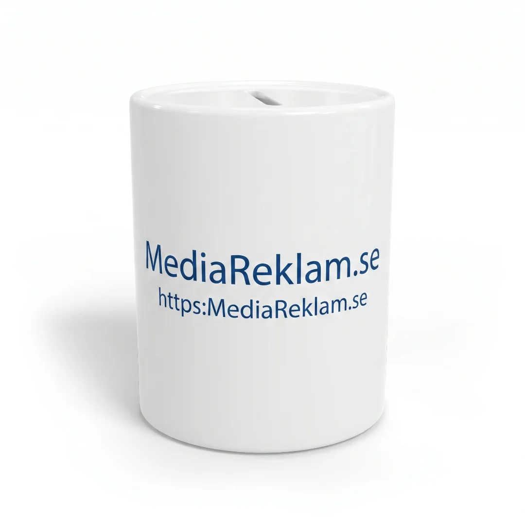 Vit keramisk sparbössa med MediaReklam.se-logo och webbadress